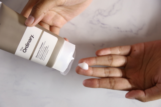 The Ordinary Squalane Cleanser: Pembersih Wajah Lembut dan Efektif